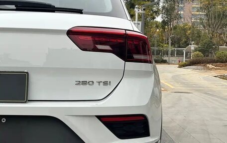 Volkswagen T-Roc I, 2022 год, 1 430 050 рублей, 8 фотография