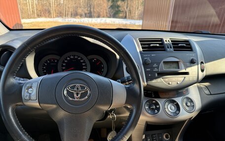 Toyota RAV4, 2006 год, 1 290 000 рублей, 12 фотография