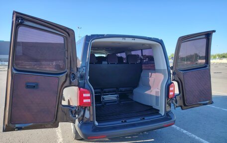 Volkswagen Caravelle T6 рестайлинг, 2018 год, 3 299 000 рублей, 4 фотография