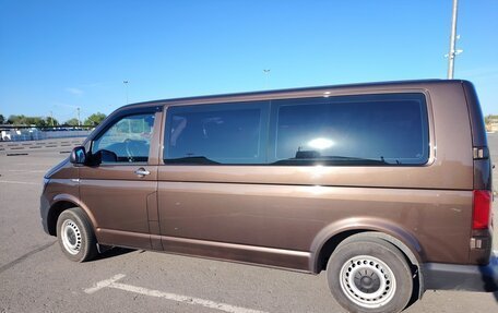Volkswagen Caravelle T6 рестайлинг, 2018 год, 3 299 000 рублей, 5 фотография