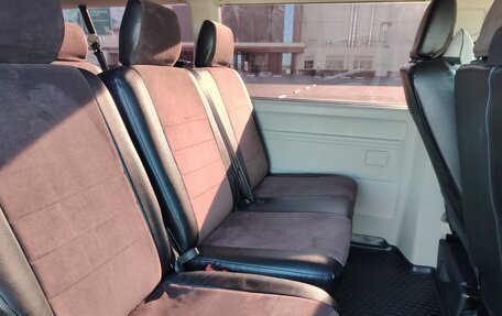 Volkswagen Caravelle T6 рестайлинг, 2018 год, 3 299 000 рублей, 8 фотография