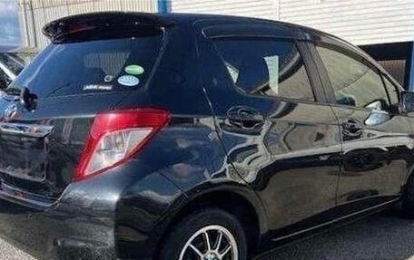 Toyota Vitz, 2014 год, 590 000 рублей, 3 фотография