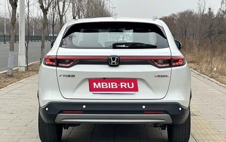 Honda Vezel, 2023 год, 1 850 000 рублей, 6 фотография