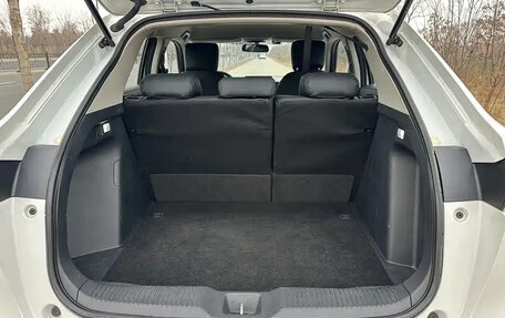 Honda Vezel, 2023 год, 1 850 000 рублей, 9 фотография