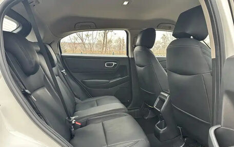 Honda Vezel, 2023 год, 1 850 000 рублей, 12 фотография