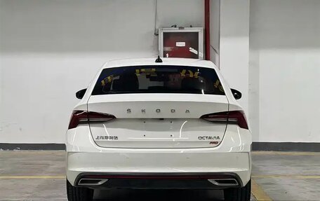 Skoda Octavia IV, 2022 год, 1 890 050 рублей, 6 фотография