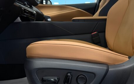 Lexus RX IV рестайлинг, 2025 год, 7 500 000 рублей, 19 фотография