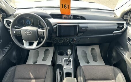 Toyota Hilux VIII, 2017 год, 3 799 900 рублей, 16 фотография