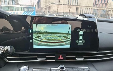 Hyundai Elantra, 2023 год, 1 600 000 рублей, 14 фотография