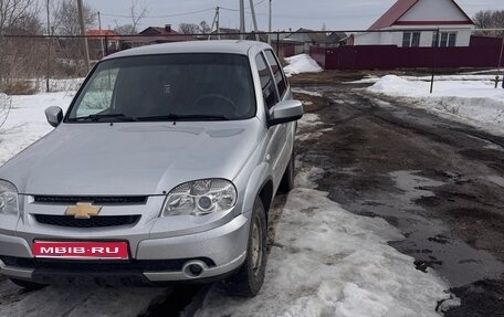 Chevrolet Niva I рестайлинг, 2018 год, 730 000 рублей, 1 фотография