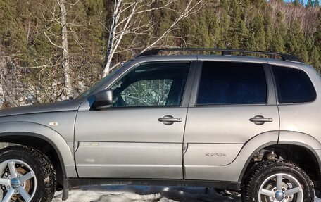 Chevrolet Niva I рестайлинг, 2013 год, 600 000 рублей, 5 фотография