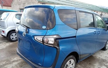 Toyota Sienta II, 2019 год, 1 445 000 рублей, 5 фотография