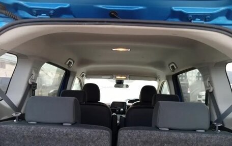 Toyota Sienta II, 2019 год, 1 445 000 рублей, 9 фотография