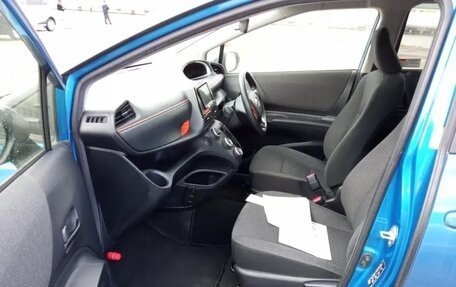 Toyota Sienta II, 2019 год, 1 445 000 рублей, 10 фотография