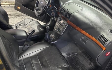 Toyota Avensis III рестайлинг, 2006 год, 700 000 рублей, 9 фотография