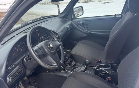 Chevrolet Niva I рестайлинг, 2018 год, 730 000 рублей, 9 фотография