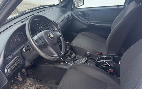 Chevrolet Niva I рестайлинг, 2018 год, 730 000 рублей, 10 фотография