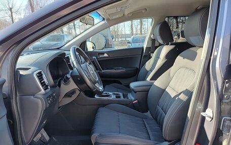 KIA Sportage IV рестайлинг, 2017 год, 2 150 000 рублей, 20 фотография