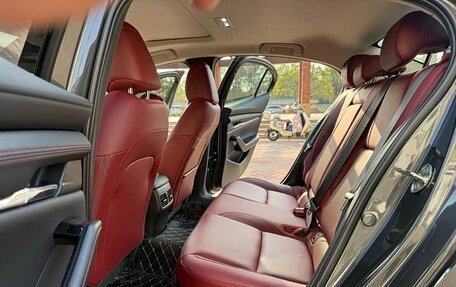 Mazda 3, 2022 год, 1 800 000 рублей, 11 фотография