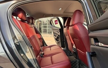 Mazda 3, 2022 год, 1 800 000 рублей, 12 фотография