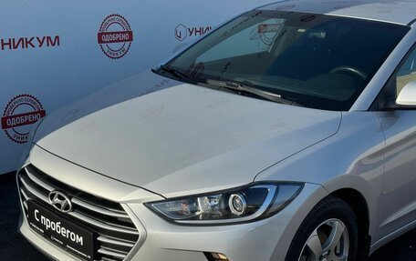 Hyundai Elantra VI рестайлинг, 2018 год, 1 499 000 рублей, 9 фотография