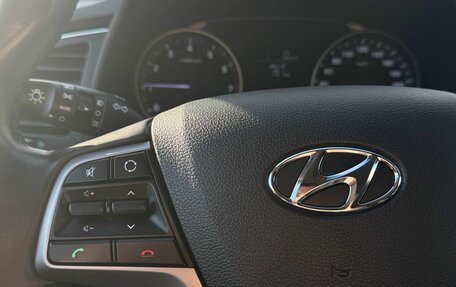 Hyundai Elantra VI рестайлинг, 2018 год, 1 499 000 рублей, 24 фотография