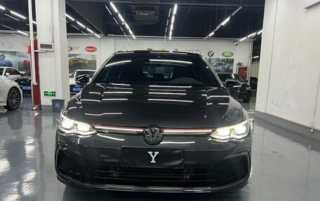 Volkswagen Golf VIII, 2021 год, 1 860 000 рублей, 2 фотография