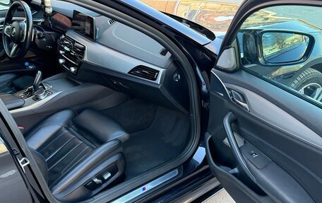 BMW 5 серия, 2019 год, 3 350 000 рублей, 15 фотография