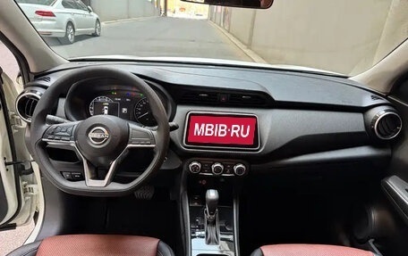 Nissan Kicks I, 2023 год, 1 300 000 рублей, 8 фотография