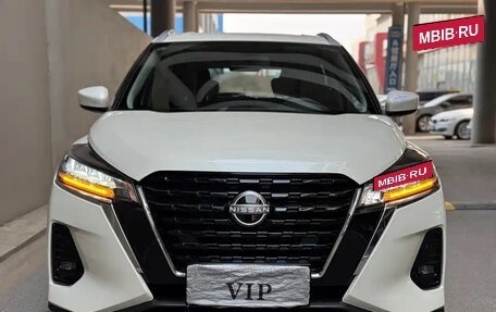 Nissan Kicks I, 2023 год, 1 300 000 рублей, 2 фотография