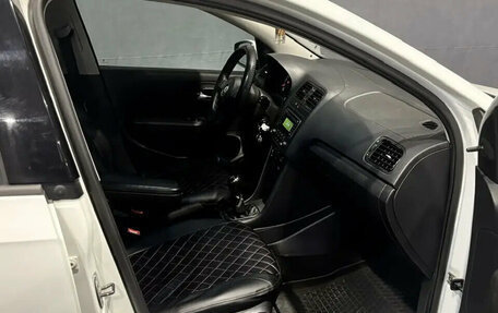 Volkswagen Polo VI (EU Market), 2015 год, 840 000 рублей, 11 фотография