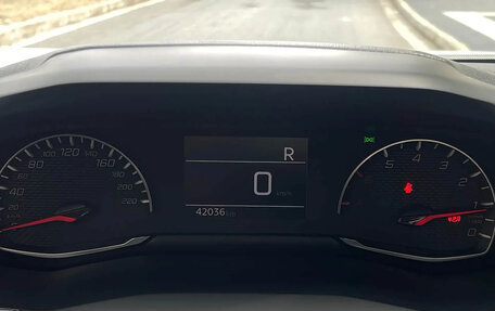 Peugeot 2008 II, 2021 год, 1 470 000 рублей, 5 фотография