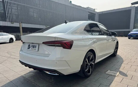 Skoda Octavia IV, 2023 год, 2 080 000 рублей, 6 фотография