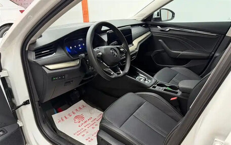 Skoda Octavia IV, 2023 год, 2 080 000 рублей, 7 фотография