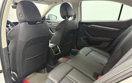 Skoda Octavia IV, 2023 год, 2 080 000 рублей, 8 фотография