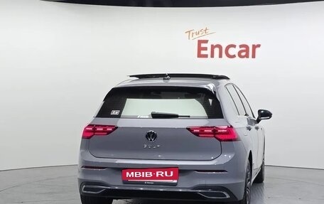 Volkswagen Golf VIII, 2023 год, 2 220 000 рублей, 4 фотография