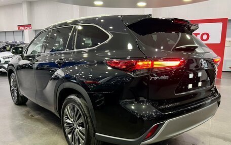 Toyota Highlander, 2025 год, 5 700 000 рублей, 4 фотография