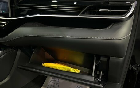 Toyota Highlander, 2025 год, 5 700 000 рублей, 24 фотография