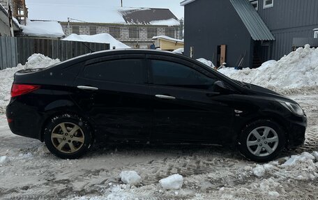 Hyundai Solaris II рестайлинг, 2013 год, 650 000 рублей, 3 фотография