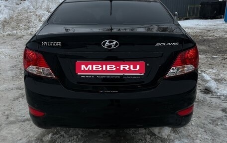 Hyundai Solaris II рестайлинг, 2013 год, 650 000 рублей, 5 фотография