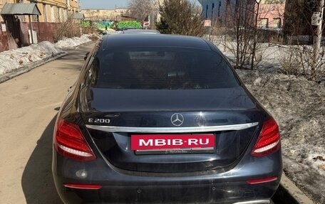 Mercedes-Benz E-Класс, 2018 год, 3 600 000 рублей, 8 фотография