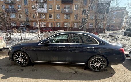 Mercedes-Benz E-Класс, 2018 год, 3 600 000 рублей, 17 фотография