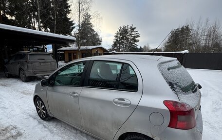 Toyota Yaris III рестайлинг, 2008 год, 450 000 рублей, 3 фотография