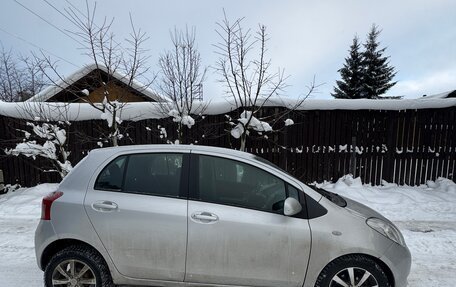 Toyota Yaris III рестайлинг, 2008 год, 450 000 рублей, 5 фотография