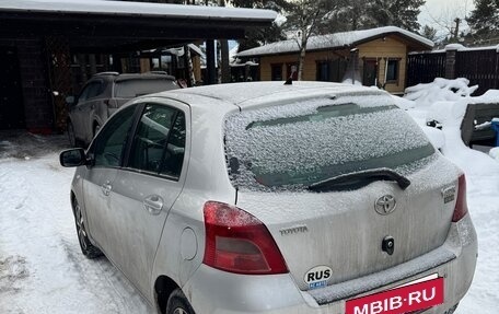 Toyota Yaris III рестайлинг, 2008 год, 450 000 рублей, 4 фотография