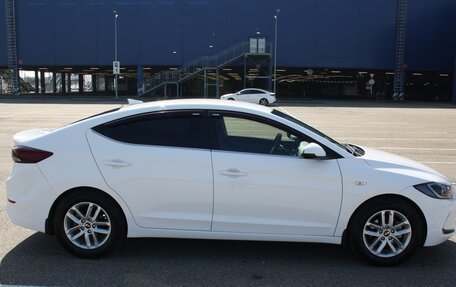 Hyundai Elantra VI рестайлинг, 2018 год, 1 550 000 рублей, 5 фотография