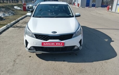 KIA Rio IV, 2021 год, 1 050 000 рублей, 5 фотография