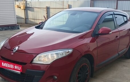 Renault Megane III, 2012 год, 430 000 рублей, 2 фотография