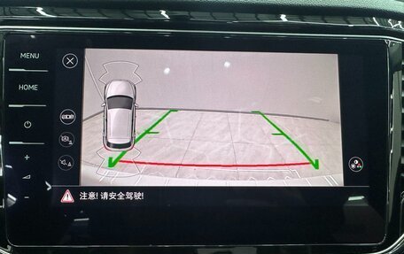 Volkswagen T-Roc I, 2022 год, 1 350 000 рублей, 18 фотография