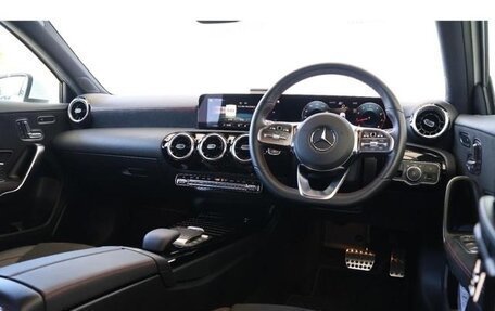 Mercedes-Benz A-Класс, 2021 год, 1 500 325 рублей, 9 фотография